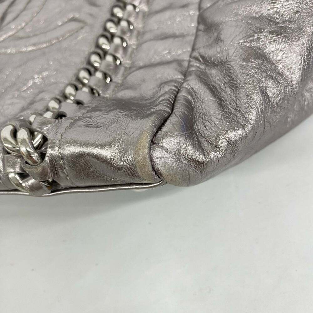 CHANEL Silver Leather Tote Bag - Picture 6 of 11